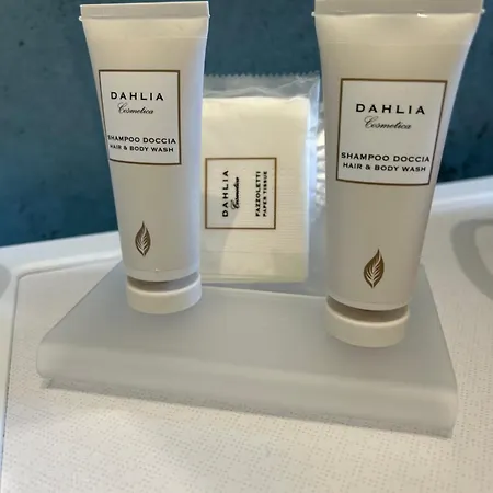 Veronica, Per Lavoro E Relax Corsico